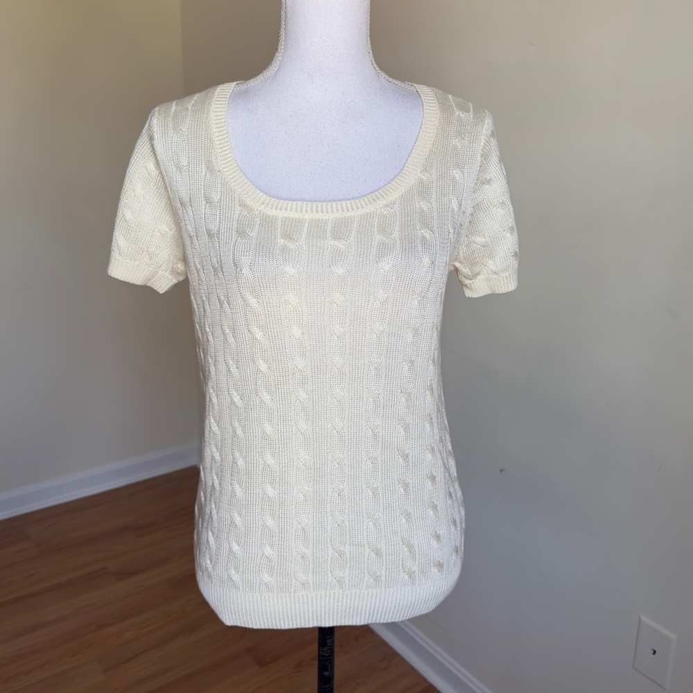Lauren Ralph || Woman’s cream knit woman’s blouse size large